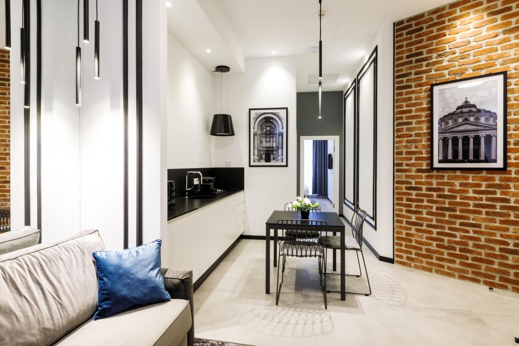 Apartment Old Town Snail Design